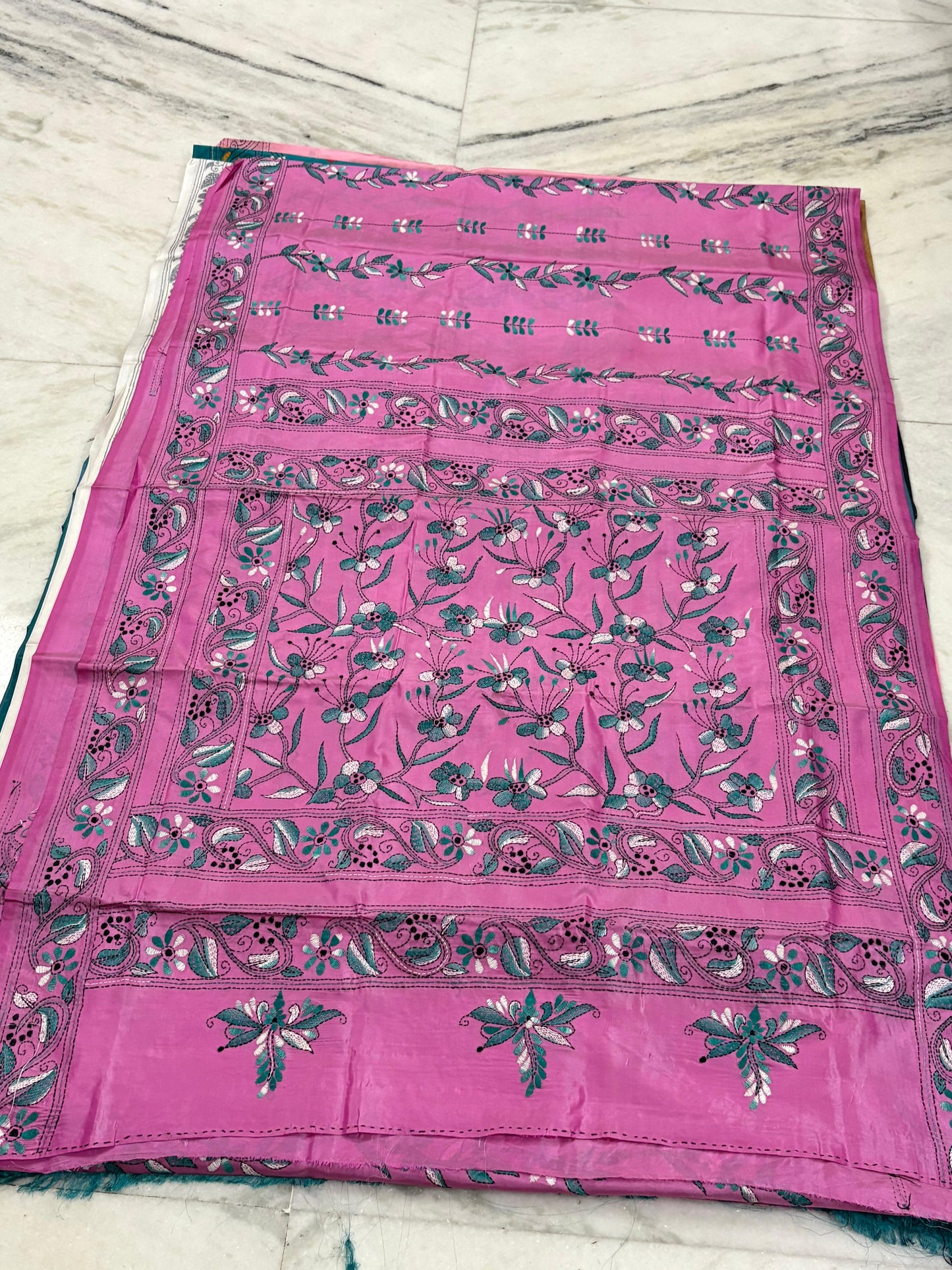 Blended Murshidabad Silk Hand Crafted Kantha Stitch Saree
