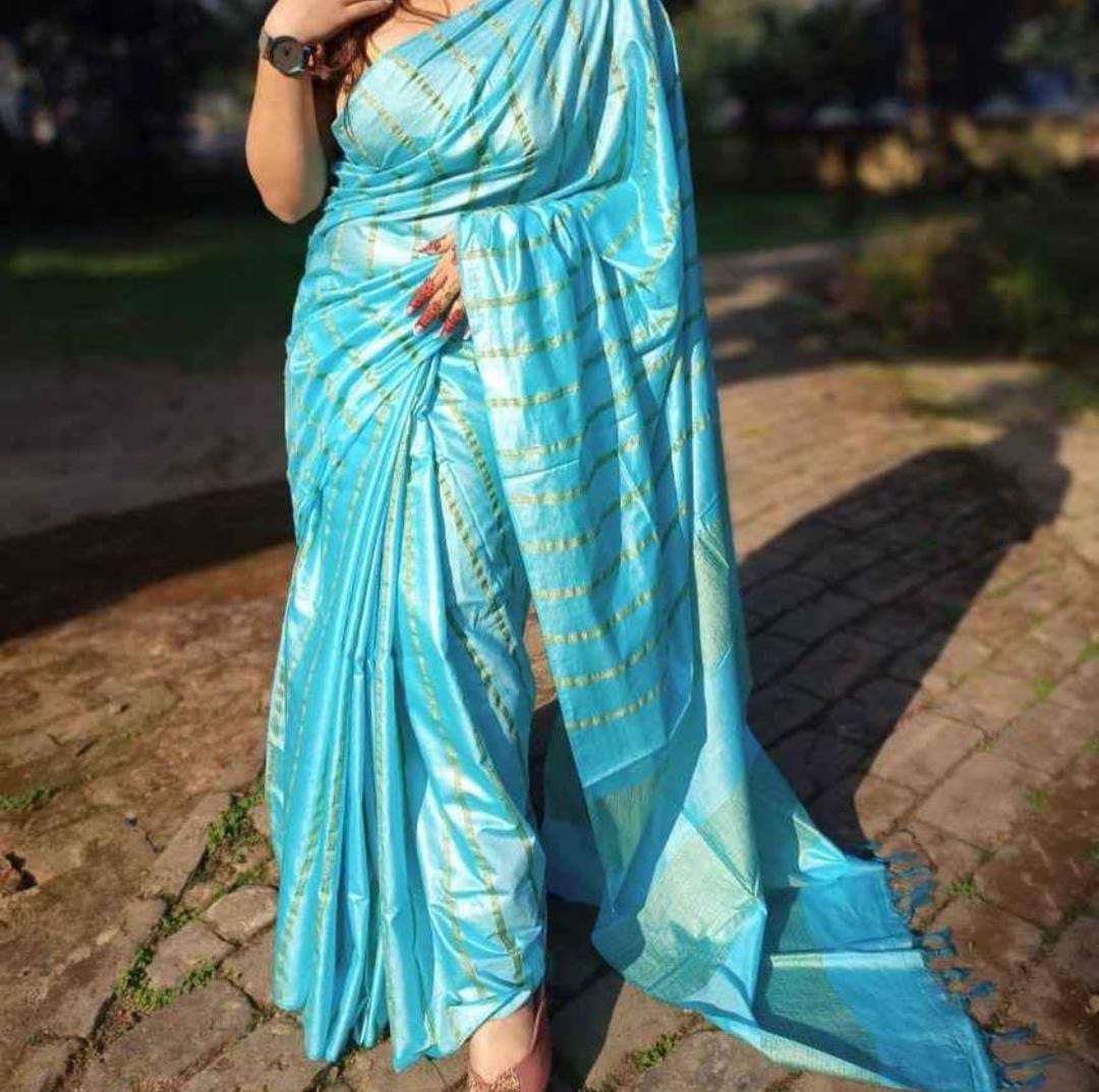 Stripe Checks Silk Blended Saree
