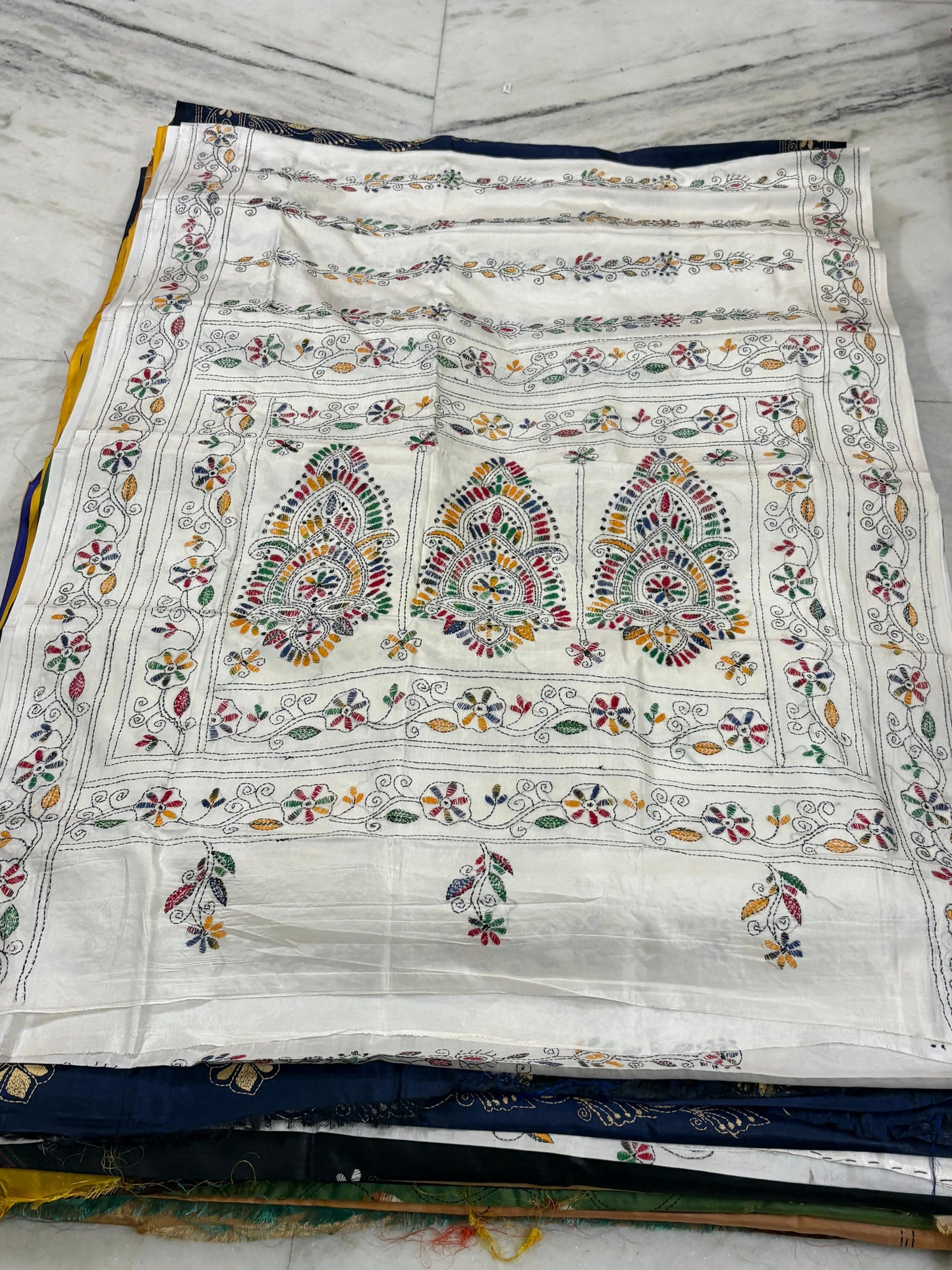 Blended Murshidabad Silk Hand Crafted Kantha Stitch Saree