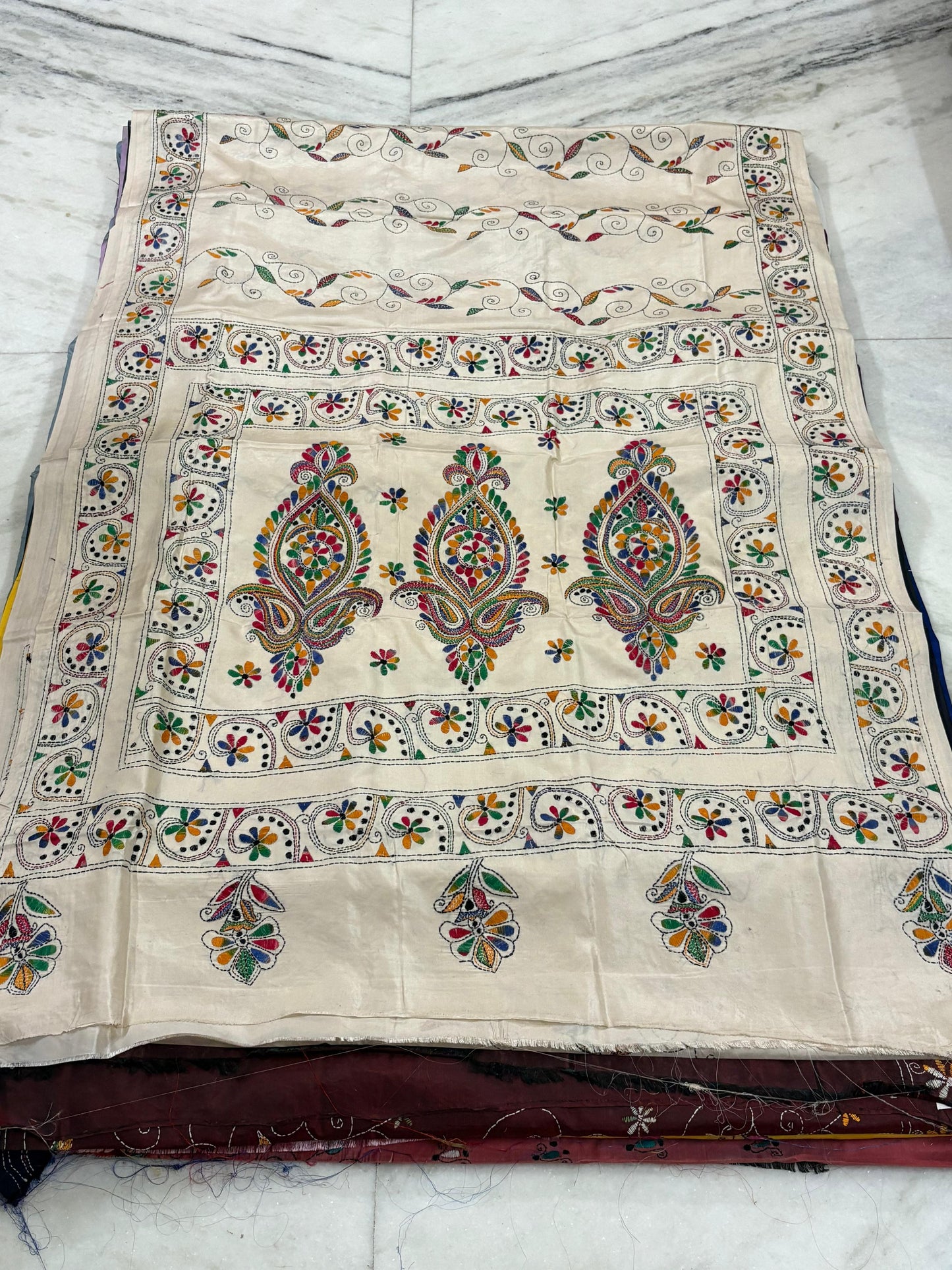 Blended Murshidabad Silk Hand Crafted Kantha Stitch Saree