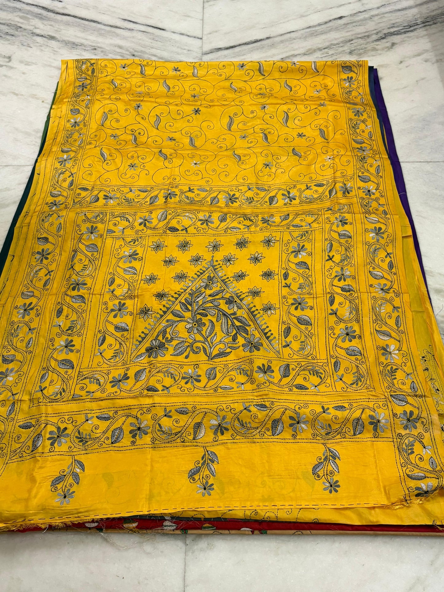 Blended Murshidabad Silk Hand Crafted Kantha Stitch Saree