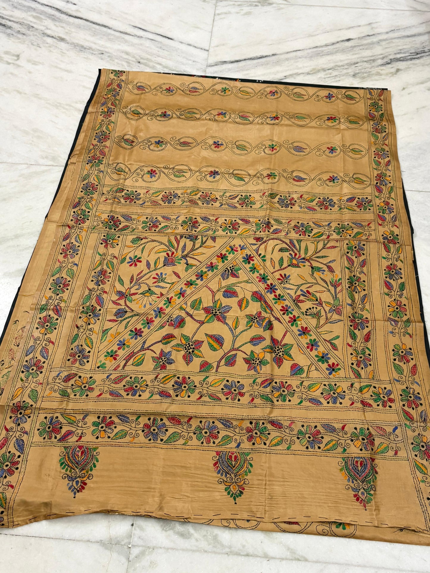 Blended Murshidabad Silk Hand Crafted Kantha Stitch Saree