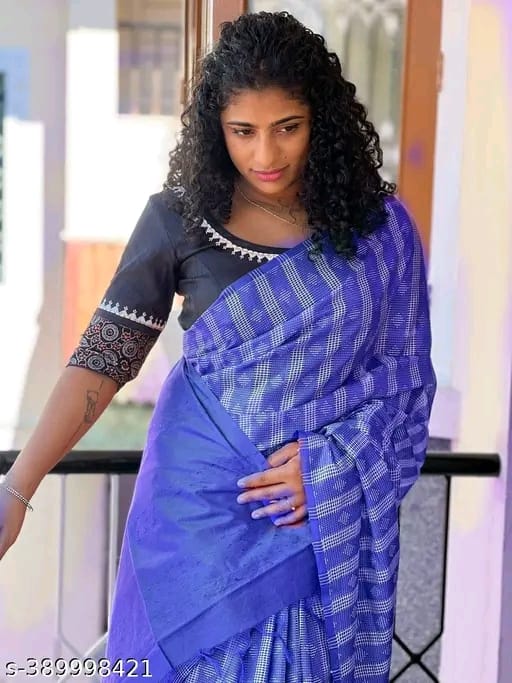 Mini Checks Silk Blended Saree