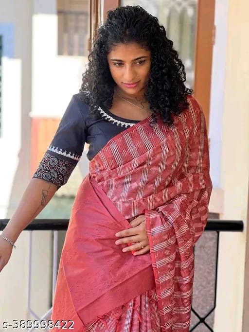 Mini Checks Silk Blended Saree