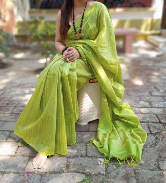 Stripe Checks Silk Blended Saree