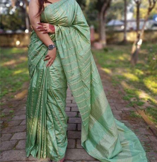 Stripe Checks Silk Blended Saree